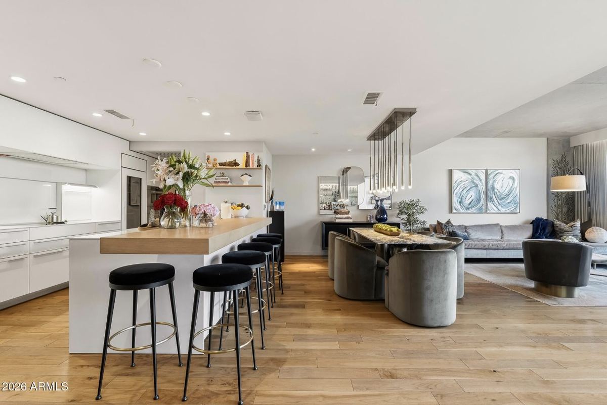 Bulthaup kitchen island & dining area