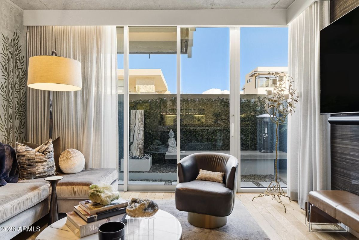 Living room opening to the private garden